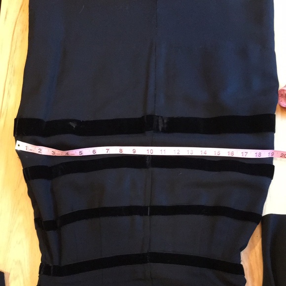 Vintage 40-50’s blk dress w velvet bows - Picture 7 of 9